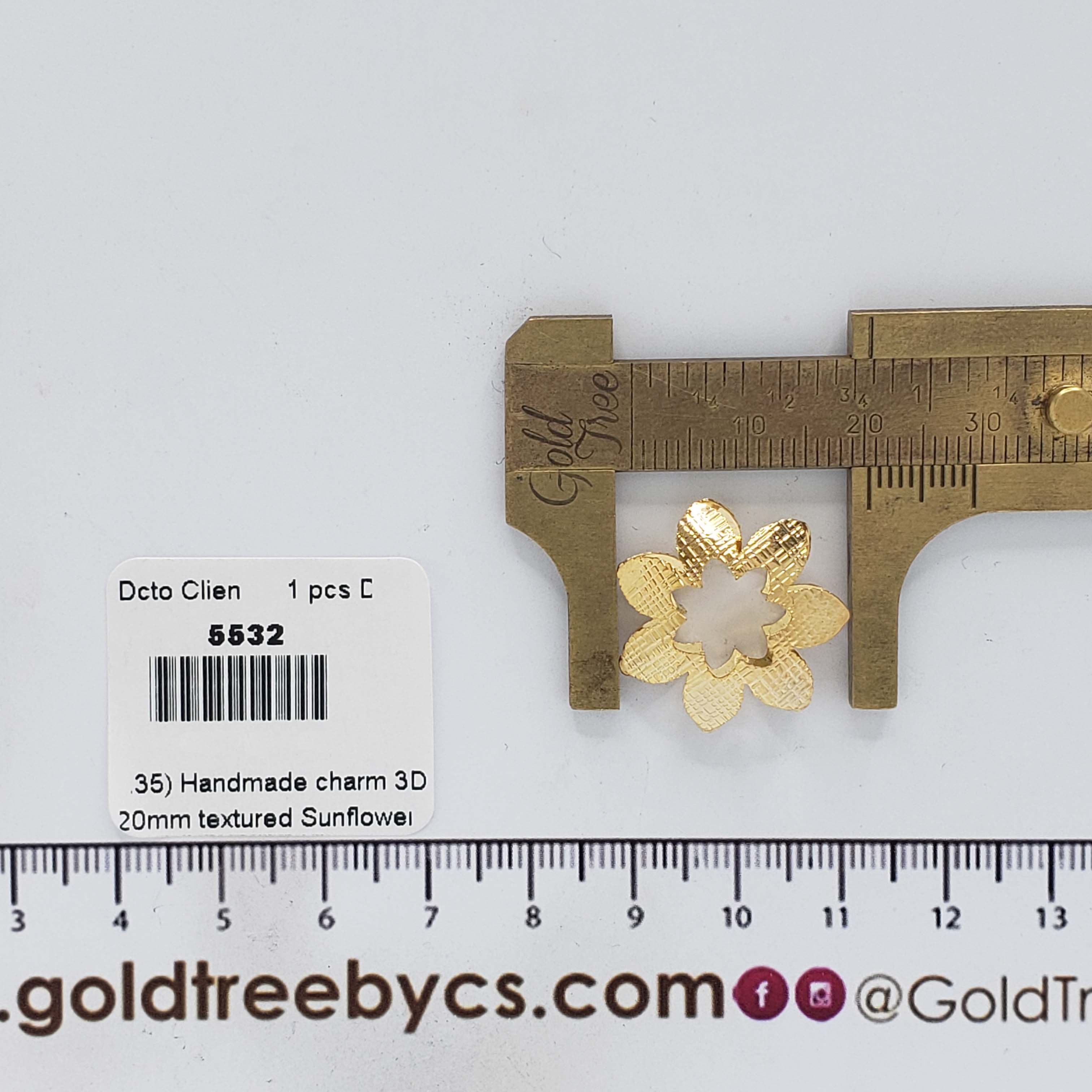 5532 Charm Flor Texturizada 3D Hecho a Mano