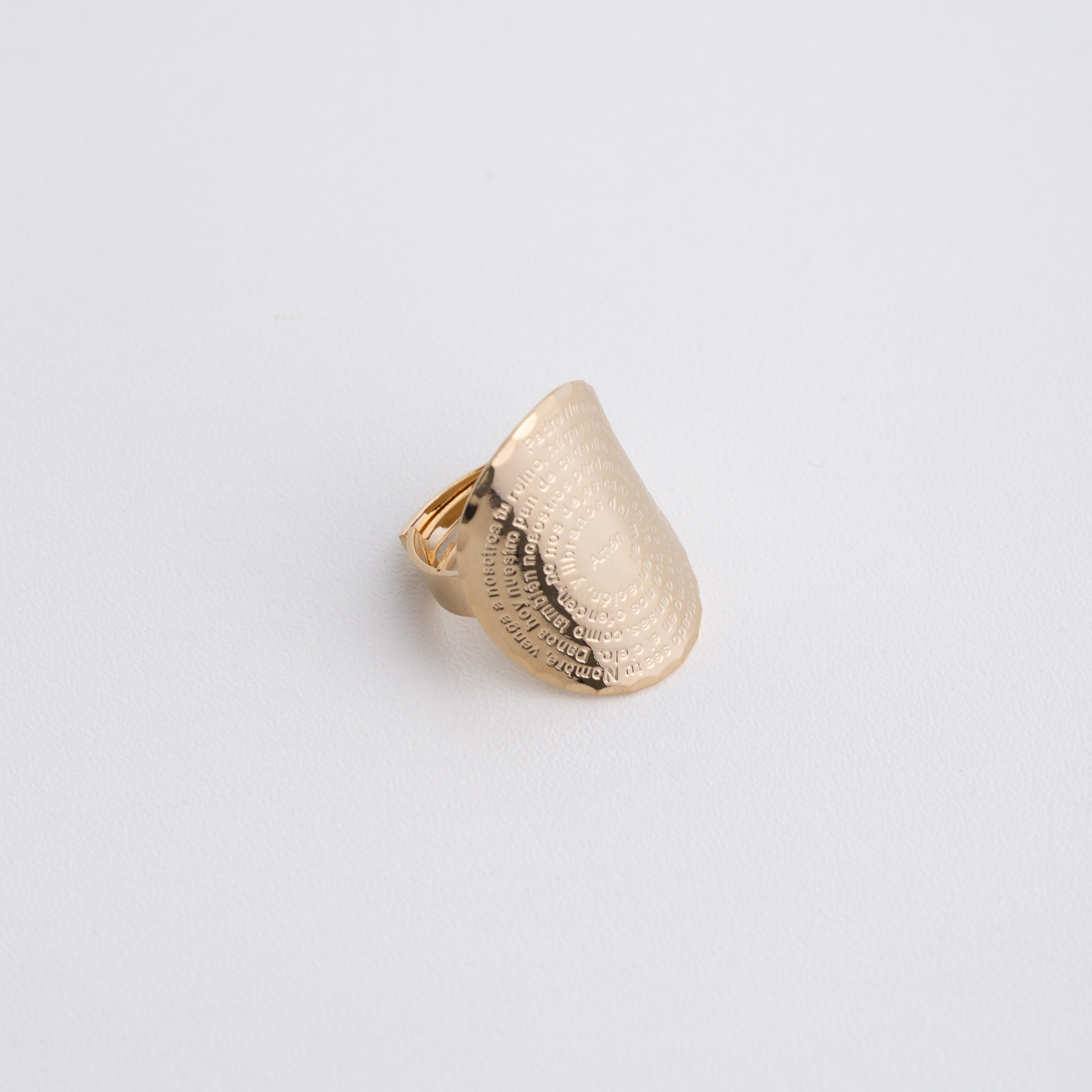 19854 Gold Ring with Padre nuestro