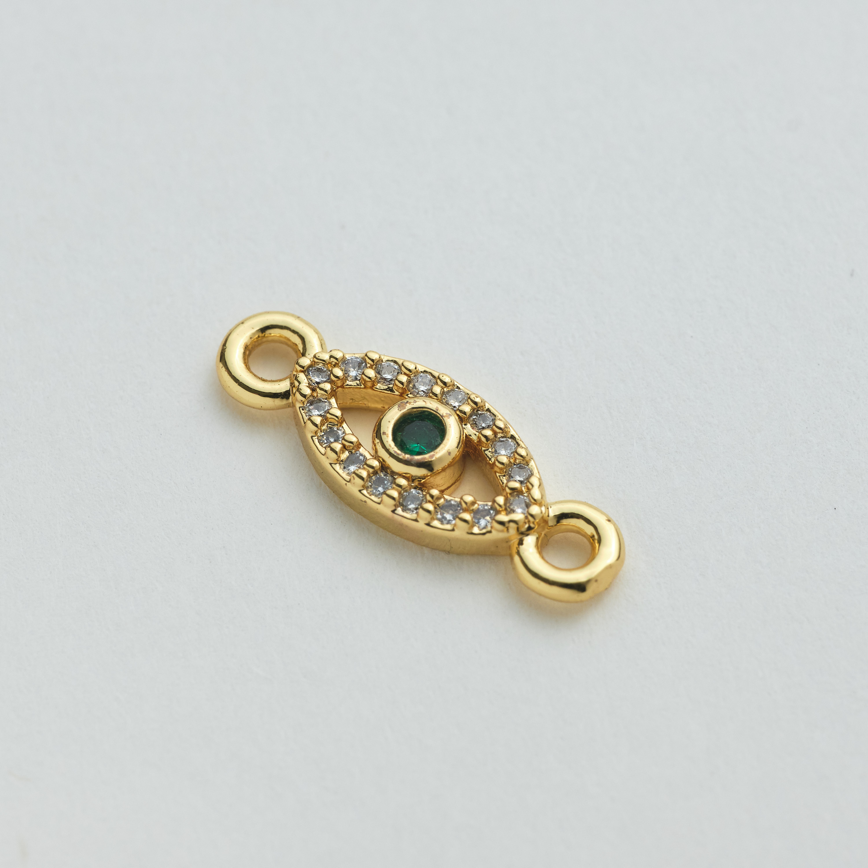 16026 Conector Ojos Verdes 17mm