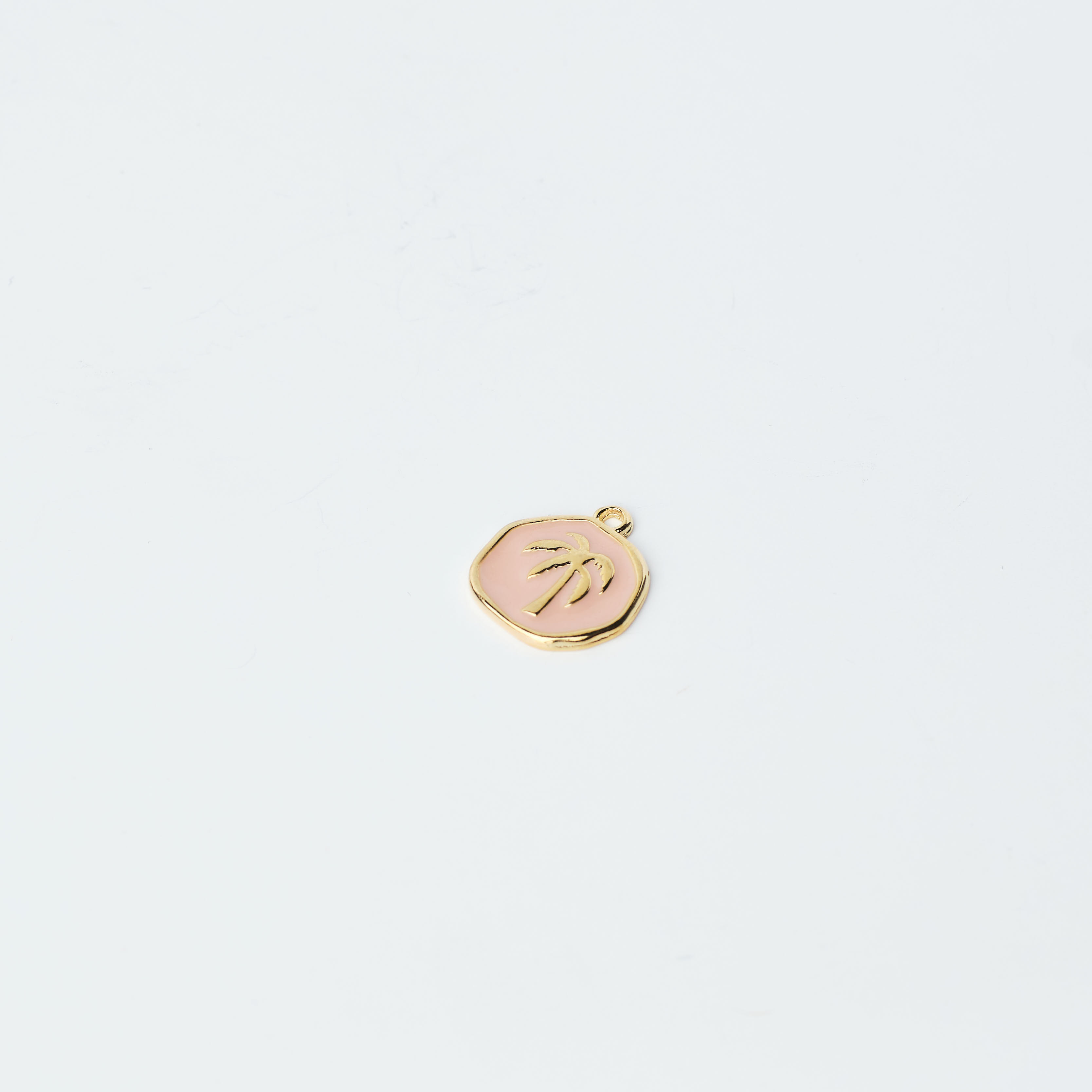 20827 Beige Palm Tree Pendant